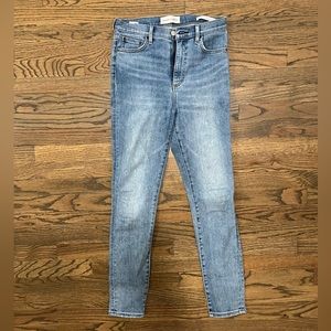 Aritzia Denim Forum Lola Skinny 28x30